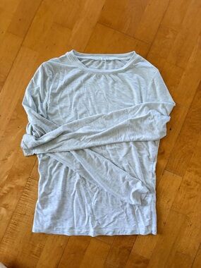 Garage Light Gray Long-Sleeve Crewneck Shirt -